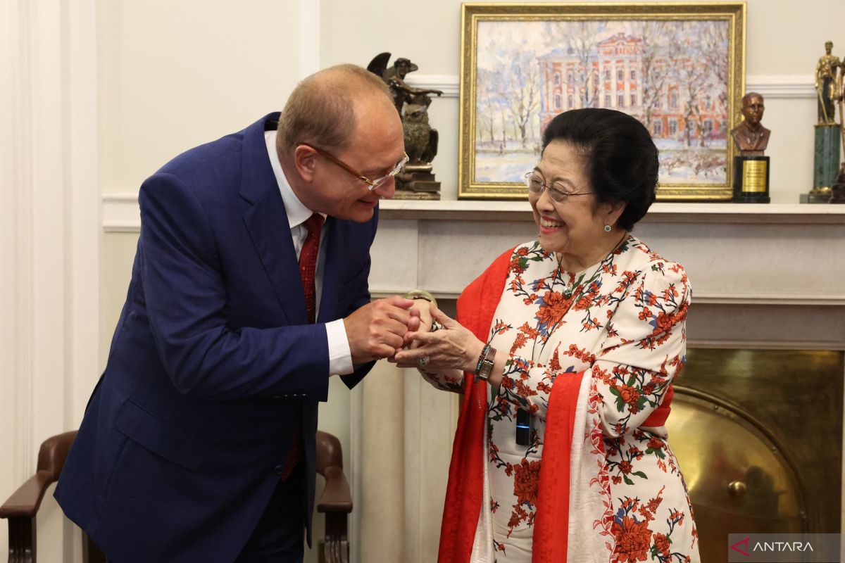 Mme. Megawati Soekarnoputri