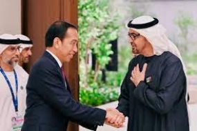 Président Jokowi et le président des Émirats arabes unis  Cheikh Mohamed bin Zayed Al Nahyan ont discuté du renforcement de la coopération entre RI-EAU