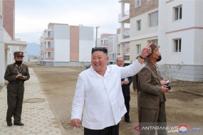 Pour aider à restaurer la zone touchée par le typhon, Kim Jong Un a promis des milliers de nouvelles maisons