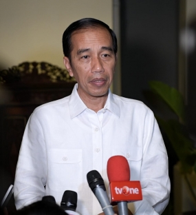 Le président Jokowi a présenté ses condoléances à la suite du puissant séisme au centre de Sulawesi