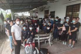 Le ministre des Affaires étrangères Retno Marsudi a déclaré que 55 citoyens indonésiens retenus captifs au Cambodge avaient été secourus