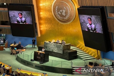 Le ministre des Affaires étrangères Retno Marsudi a prononcé la déclaration nationale de l&#039;Indonésie lors de la session de l&#039;Assemblée générale des Nations Unies pour discuter de la situation à Gaza, à New York, aux États-Unis, mardi (28/11/2023).  ANTARA/HO-RI Ministère des Affaires étrangères/am.