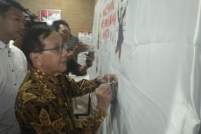 Akbar Tanjung, politicien sénior  à Jakarta dimanche.