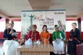 Tana Toraja organise le &quot;Salon du Tourisme Toraya Maelo&quot; pour accueillir ‘’Kemilau Toraja’’