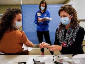 La première vaccination contre la COVID-19 aux États-Unis devrait avoir lieu lundi