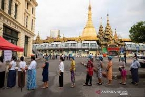 Le parti Suu Kyi remporte absolument les élections au Myanmar