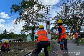 PLN de l&#039;Ouest de Kalimantan inaugure son indépendance énergétique à la frontière Indonesie –Malaisie