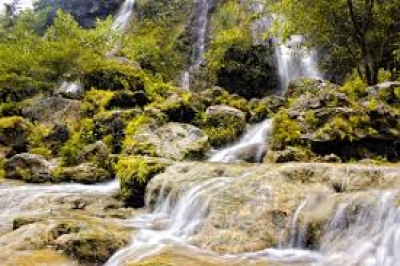 La cascade de Sri Gethuk à Gunung Kidul