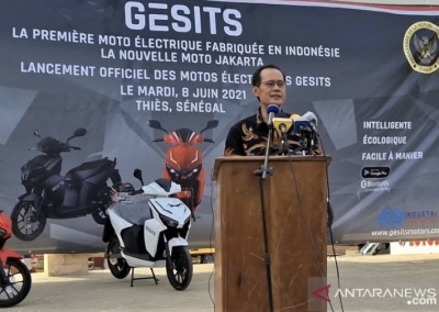 L&#039;Ambassade d&#039;Indonésie à Dakar fait la promotion des motos électriques fabriquées dans le pays au Sénégal