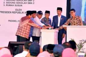 Le Président Joko Widodo a inauguré le Pesantren Intégrée le Prof. DR Hamka