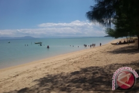 La Plage de Mutiara à Sulawesi du Sud-Est.