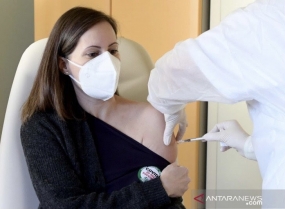 L&#039;Italie commence sa vaccination COVID-19 à Rome
