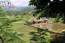 Village touristique de Saung Ciburial