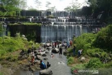 Cascade de Watu Purbo