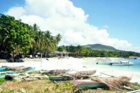 Plage de Santai aux Moluques