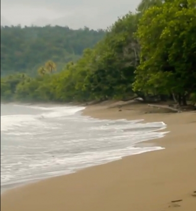 « La Plage d&#039;Amai en Papouasie »