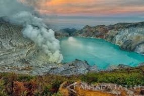 Le cratère d&#039;Ijen est rouvert pour les touristes le samedi 11 juillet 2020