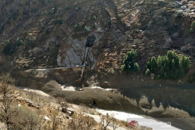 On craint que des centaines de personnes sont mortes à cause de La rupture du glacier en Inde