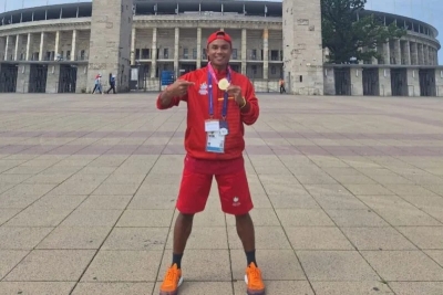 Un coureur de Dompu Regency, West Nusa Tenggara Zakaria a une fois de plus présenté l&#039;or en remportant le 400 mètres masculin numéro A Jeux Olympiques Spéciaux Mondiaux d&#039;Été (SOWSG) 2023 à Berlin, Allemagne, dimanche (25/6.2023).  ANTARA/HO-SOIna.