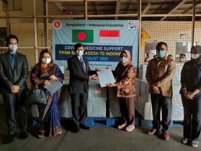 L&#039;Indonésie reçoit un soutien en matière de médicaments  du Bangladesh.