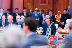 Le président indonésien Joko Widodo invite les membres du G20 à collaborer au renforcement de l&#039;ordre mondial et à la préservation de la Terre en tant qu&#039;habitat pour la vie humaine et tous les écosystèmes qui la soutiennent, lors du sommet du G20 à New Delhi dimanche (10/9/2023). ANTARA/HO-Ministère de coordination des affaires économiques/am