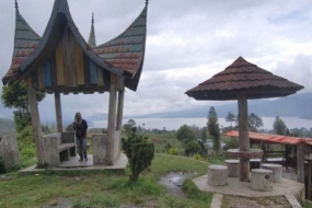 Les lacs jumeux dans la Provice de Sumatera de l&#039;Ouest