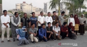 30 étudiants indonésiens enfermés sur le campus chinois