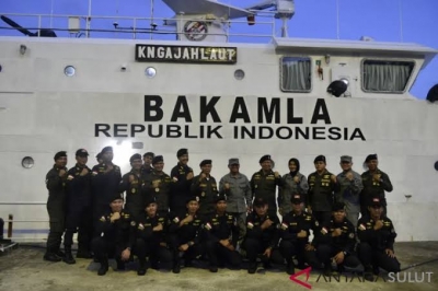 Bakamla tente toujours d&#039;expulser le navire des garde-côtes chinois de la mer du Nord de Natuna
