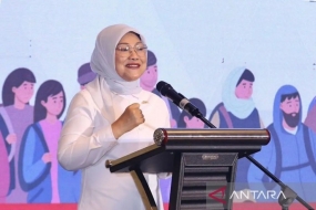 La ministre de la Main-d&#039;œuvre Ida Fauziyah lors de l&#039;ouverture du Musrenbang thématique pour la protection des travailleurs migrants indonésiens à Depok, Java Ouest, mercredi (20/12/2023). ANTARA/HO-Ministère de la Main-d&#039;œuvre/pri.