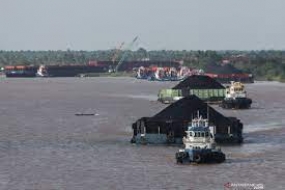 Les exportations de charbon sont interdites, le ministère des Transports ferme toutes les sorties portuaires
