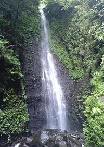 La cascade Srambang, à Java oriental