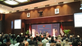 La ministre indonésienne des affaires étrangeres rappelle l&#039;importance du renforcement des institutions nationales des droits de l’homme