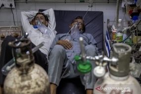 Les foules aux hôpitaux aggravent la crise de la COVID en Inde, a affirmé l’OMS