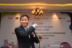 Le ministre de l&#039;Énergie et des Ressources minérales, Ignasius Jonan, s&#039;est entretenu avec les rédacteurs en chef des médias de Java oriental à Surabaya lors de la série de journée de la presse de 2019