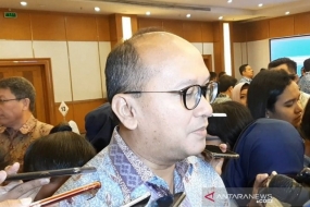 Le président général de la Chambre du commerce et de l&#039;industrie (KADIN) de l&#039;Indonésie, Rosan Perkasa Roeslani, après avoir assisté au séminaire national à Jakarta, mardi (07/16/2019)