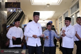 Le président Joko Widodo à près le  rassemblement national et de l&#039;Iftar avec l&#039;Association indonésienne des jeunes entrepreneurs (HIPMI) à Jakarta