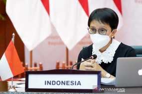 La ministre indonésienne des Affaires étrangères soutient l&#039;accès équitable aux vaccins lors de la conférence du mouvement des non alignés