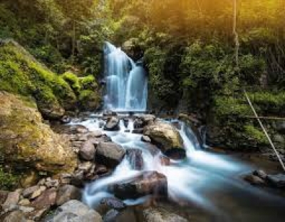 Der Cipamingkis Wasserfall