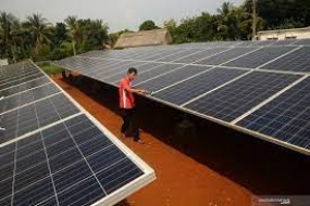 Westjava  ist der grösste Stromproduzent  von Solarzellebplatten  in Indonesien