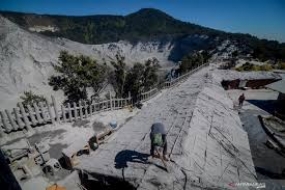 Das Wunder  von dem Berg  Tangkuban Perahu