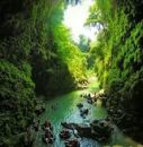 Cave Tubing Kali Suci