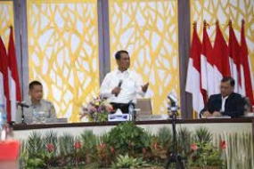 Landwirtschaftsminister Andi Amran Sulaiman  gibt am Montag (19.02.2024) in Bogor ,  West-Java, die Anweisungen zu den Synergie- und Kooperationsaktivitäten des Landwirtschaftsministeriums-BRIN zur Unterstützung strategischer Agrarentwicklungsprogramme ). ANTARA/HO – Öffentlichkeitsarbeit des Landwirtschaftsministeriums