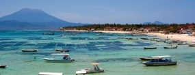 Der Jungut Batu Nusa Lembongan Strand