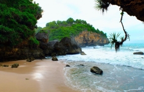 Der Peyuyon Strand in Gunung Kidul