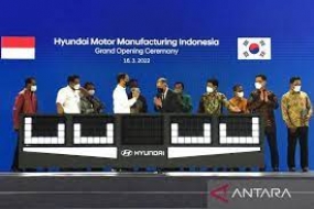 Der indonesische Präsident bringt das erste Elektroauto in Indonesien auf den Markt