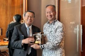 Industrieminister optimiert indonesisch-japanische Zusammenarbeit durch Jetro-Forschung