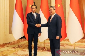 Präsident Joko Widodo freut sich über das Interesse Chinas an der  IKN beim Treffen mit Premierminister Li Qiang