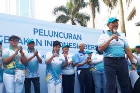 Minister Luhut startet  die Indonesien-Sauber-Bewegung zur Reduzierung von Plastikmüll