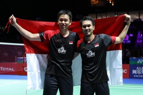 Indonesische Badmintonspieler sind Weltsieger 2019