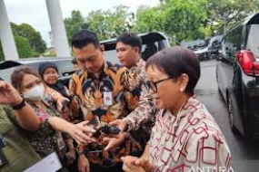 Nach Angaben der indonesischen  Außenministerin  waren in Taiwan keine indonesischen Staatsbürger von dem Erdbeben betroffen